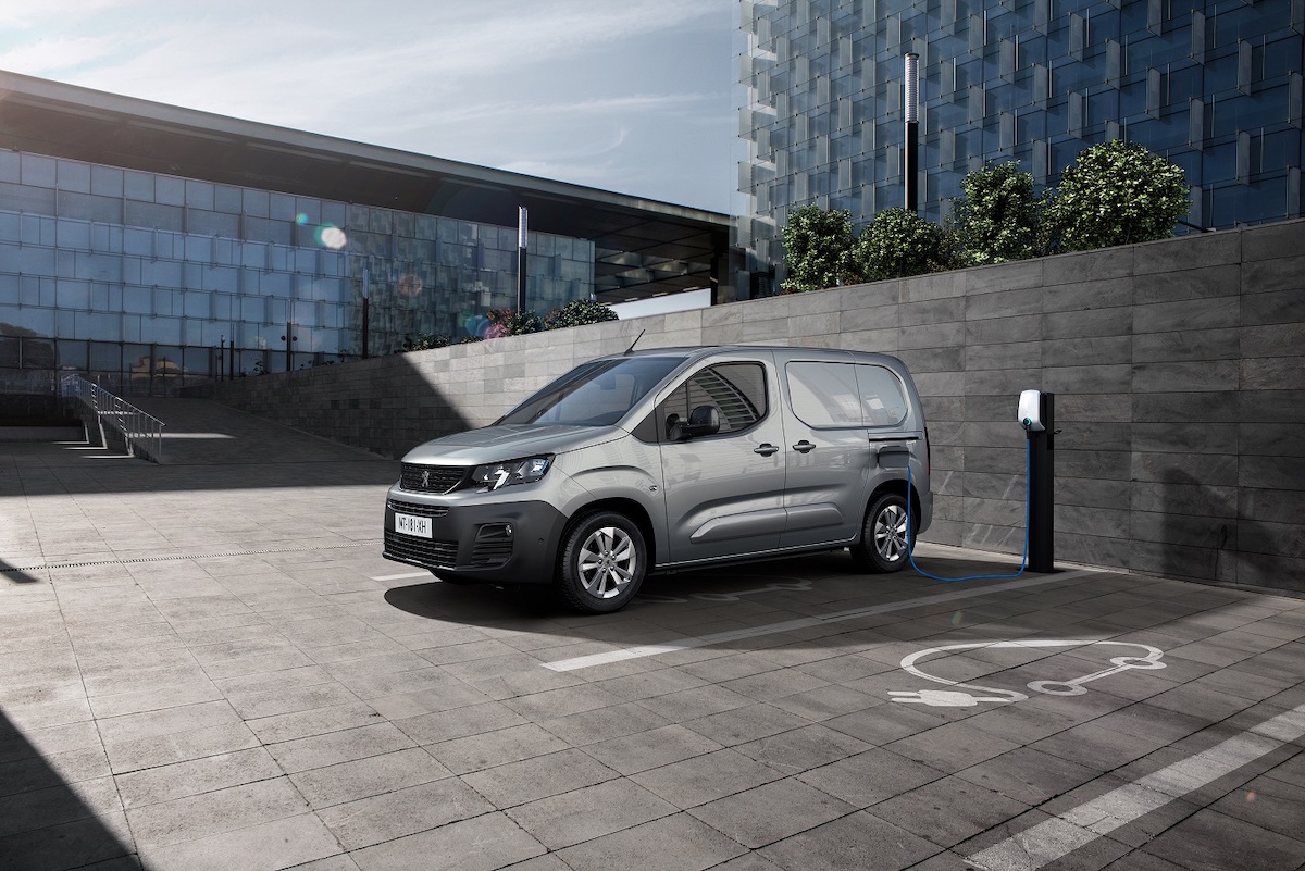 Peugeot abre encomendas para furgão e Partner Green Future AutoMagazine