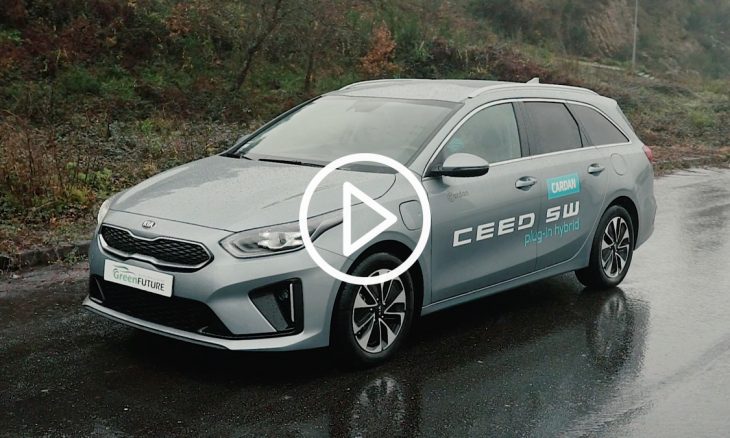 Minuto AutoMagazine: Kia Ceed SW PHEV